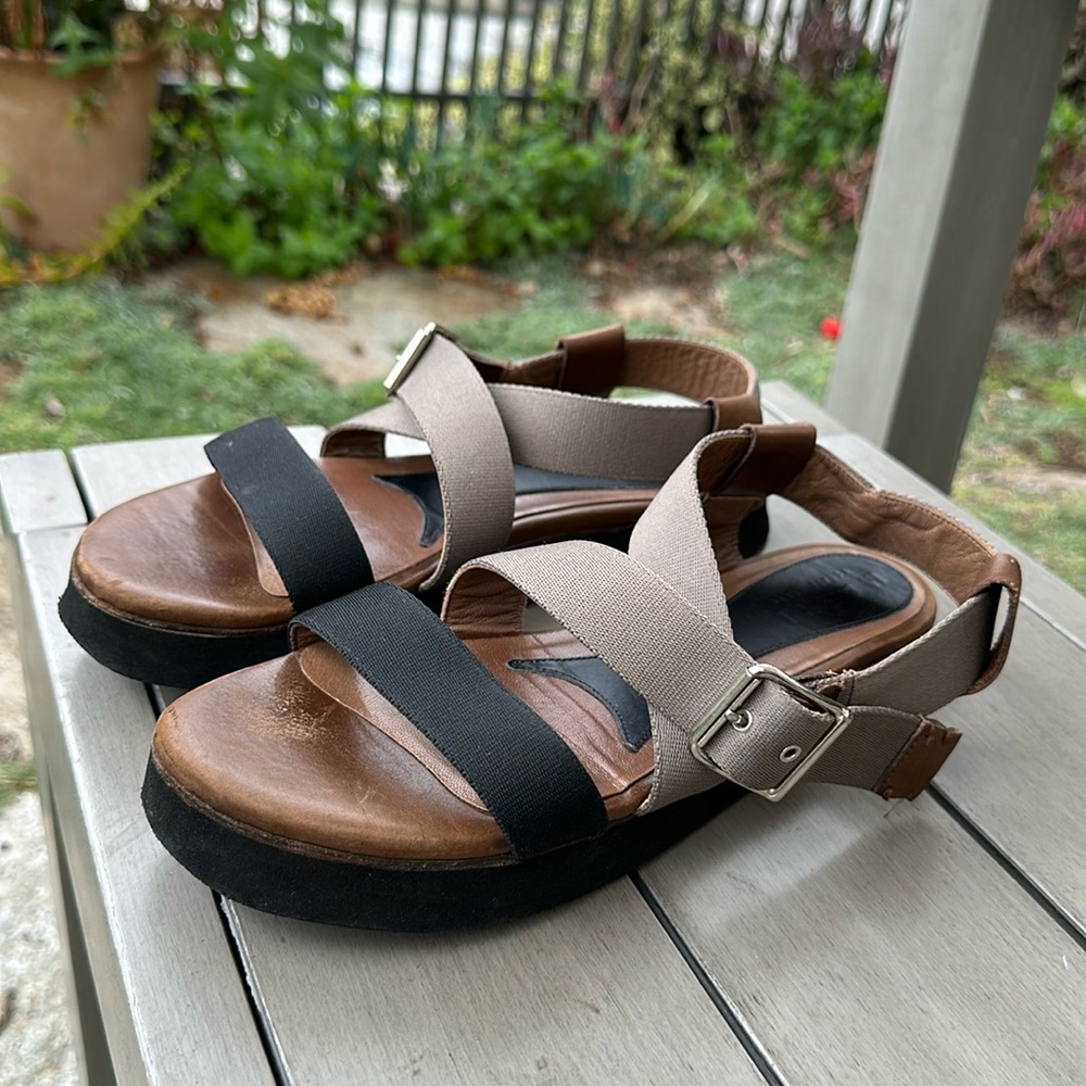 Marni sandals 39 leather with nylon straps